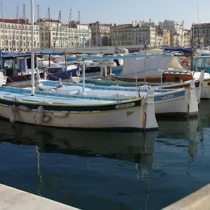 vieux-port-studio-chic.fr-provencehotel.com/